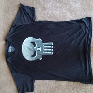 Black extra large punisher shirt